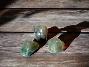 Smaragd tromlet stein 15-20 mm